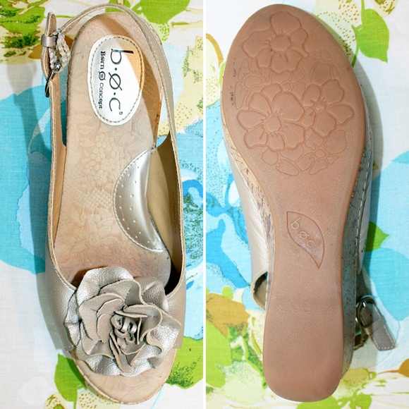 Flower Detailed Metallic Leather & Cork Wedges - Picture 3 of 8